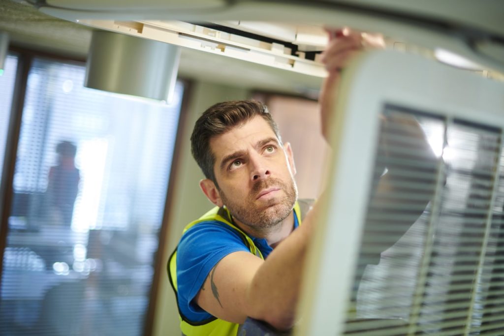 How Dirty Air Filters Impact Your AC System in Cornwall How Dirty Air Filters Impact Your AC System in Cornwall
