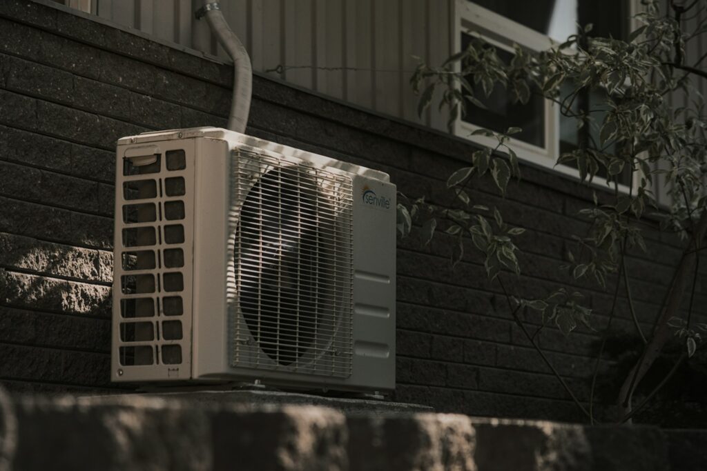 How to Respond When Your Heat Pump Is Freezing Up in Fall Heat Pump